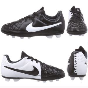 Nike Little Kid’s Tiempo Rio ll FG-R Soccer Cleats